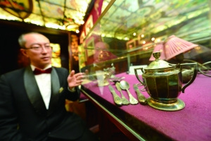 1983�꿪ҵʱ���ϲ;ߡ�