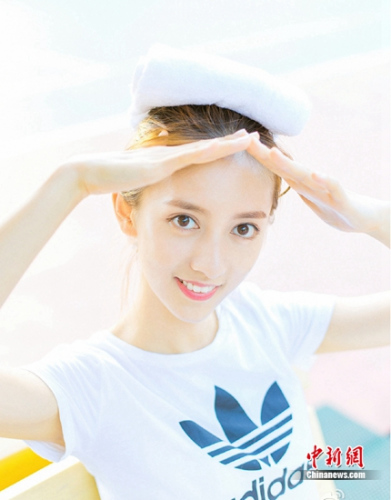 《hello!女神》陈姝君撞脸佟丽娅 被指需整容(图)