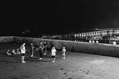 �������Ͼŵ㣬���������ܻ�������������¥����̨����ϰ������������Զ���ǵƻ�ͨ���Ŀ纣���š���������