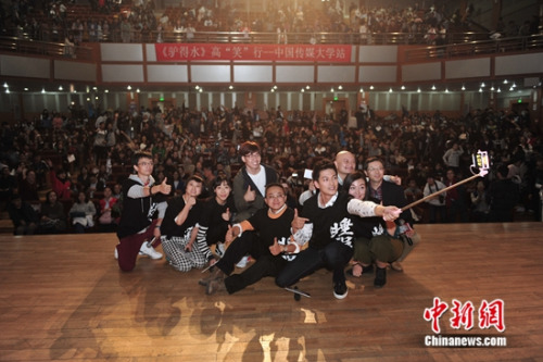 ��Ӱ��¿��ˮ����������ں�Ӱ