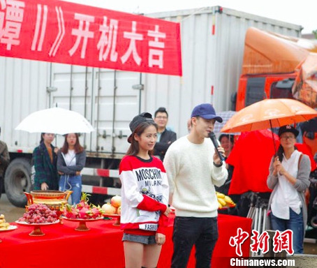 ����ӱ����������