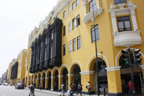 ����11��12����³�׶����������ĵġ���װ�㳡�����»��緢��·��˹���������㣩 