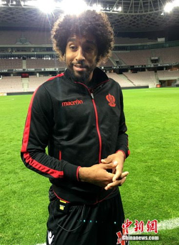 老将丹特的加盟,帮助法夫尔更好地改造球队,<a target='_blank' href='http://www.chinanews.com/' >中新网</a>记者王牧青摄 老将丹特的加盟,帮助法夫尔更好地改造球队,<a target='_blank' href='http://www.chinanews.com/' >中新网</a>记者王牧青摄