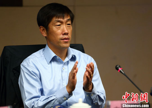 资料图:西安获胜夜,高洪波赞誉加身 资料图:西安获胜夜,高洪波赞誉加身