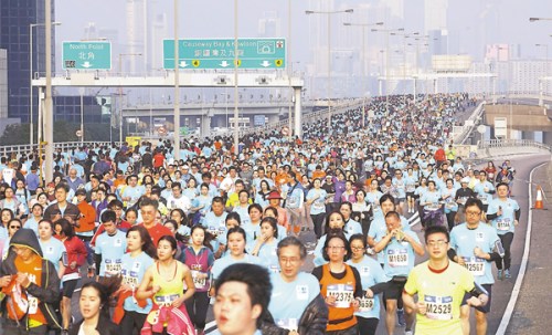 ���������������2017���������µ�ѡ�ִ�63,582����(��ۡ��Ļ㱨��/����Ȩ ��)