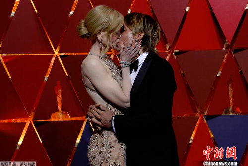 �ݿɡ���������