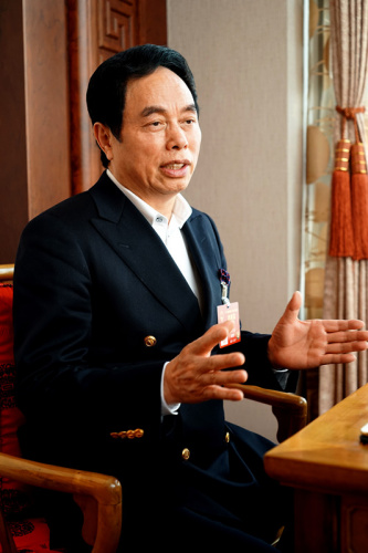 波司登高德康:智能制造助力产业转型