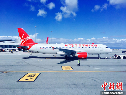 ����ʱ��3��22�գ������ɽ�ɽ���ʻ�����һ��ά�������� Virgin America�����չ�˾�İ�����ڻ��С�<a target='_blank' href='http://www.chinanews.com/'>������</a>���� ���� ��