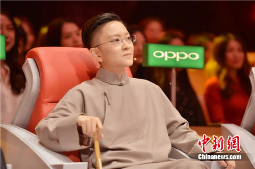 ����Ա�����