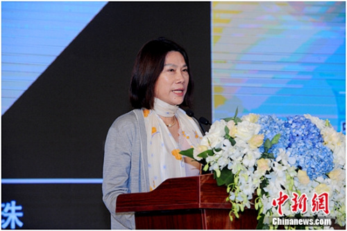 格力电器董事长兼总裁、银隆新能源股份有限公司名誉董事长董明珠发言 格力电器董事长兼总裁、银隆新能源股份有限公司名誉董事长董明珠发言