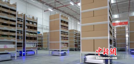 (ͼ��AGV�������ڰ��˻���)