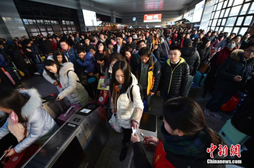 ͼΪ������վ���ÿ����ڼ�Ʊ��<a target='_blank' href='http://www.chinanews.com/' >������</a>���� ��˶ ��