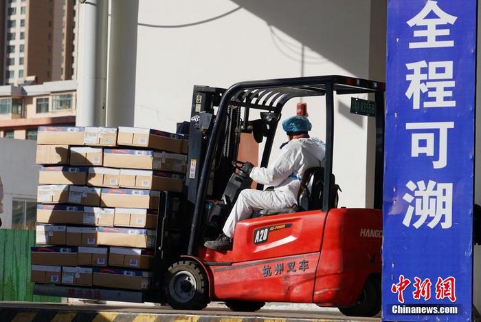 探访西宁市进口冷链食品监管总仓