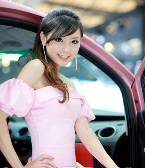 国产最漂亮的八位仙女级车模(8)