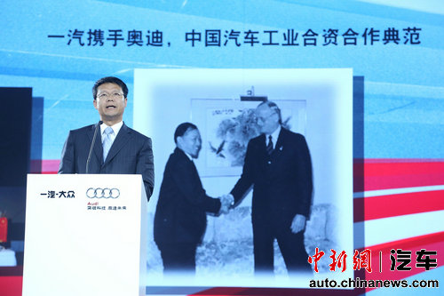 һ���µ�Я��25���е�˫������δ�������ƻ�