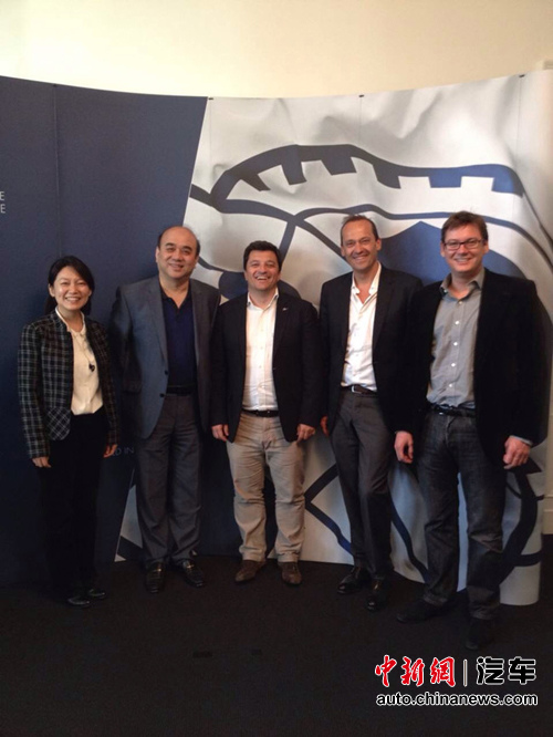 F4������ͬ�ö�����վ��ʽ����