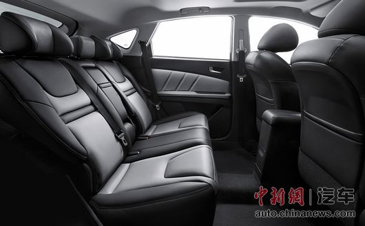 ���ǽ���6SUV�������ּ�Ŀռ���˼ά