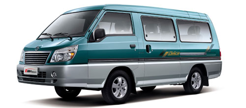 发力商用车市 东南新得利卡 富利卡菱动携手上市