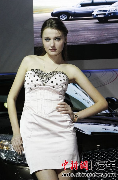 �⼮��ģ������ѩ �𷢱��۷��˴�Լ