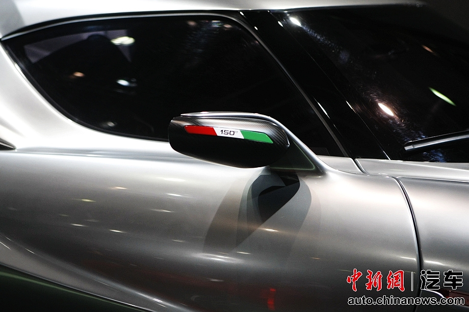 ���м�� ����������ŷ4C�����½���ݳ�չ