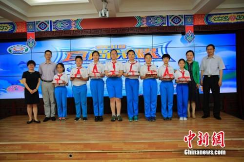 ʳƷ��ȫС�����߽�СѧУ԰ʦ������������ʢ�硱