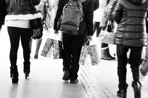 多单位年会奖品价值缩水苹果系列变电动剃须刀