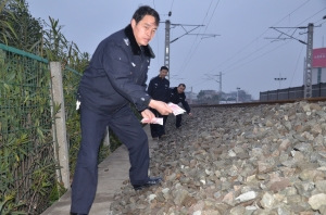 Ů�ӻ�����޵�����Ԫ�ֽ��񾯼��9800Ԫ