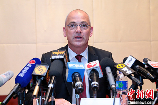 ����ȻCEO���й������ߵ�Ǹ10%��Ʒ���ٻ�