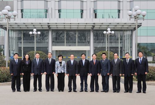 �칤���ڼ��ء��ĸ��빤�̻�е��ҵ�д��·�չ��4��