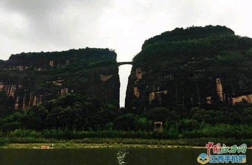 ��������ɽ�������ױ�������ȫ����ý�ɷ���