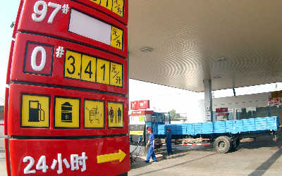 上海部分加油站限量供应柴油 (图)