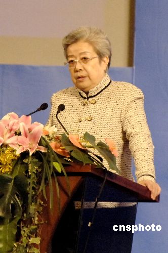 中新社发 徐曦弋 摄中新社北京四月二十四日电(记者 俞岚)二十四日