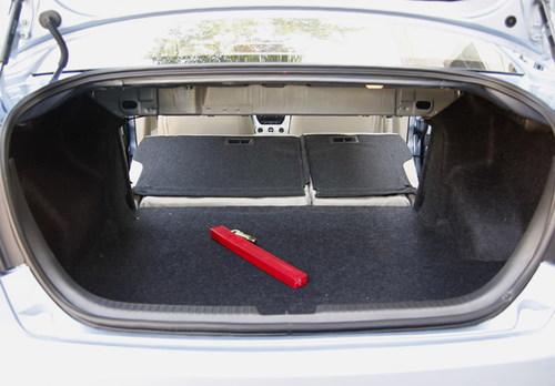 奔腾b50 pk朗逸/新宝来(2)