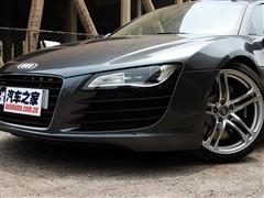 ����֮�� ���ڰµ� �µ�r8 4.2 fsi quattro