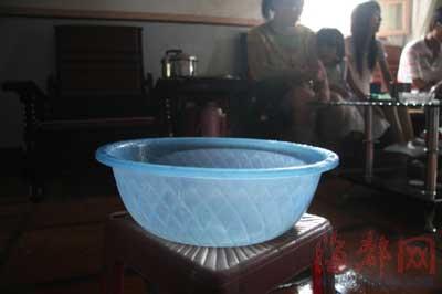 ����ǿ��Ů��3������������(��ͼ)