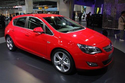 ����+���� �����˸���չ���뻪�³����� ����֮��