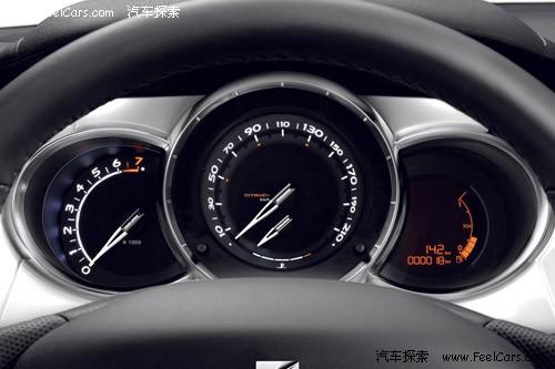 ѩ����DS3Ӣ���ۼ�13��Ԫ ����3�¿���