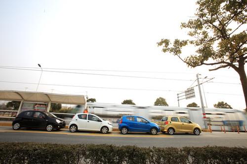 ˭������һ����� �Լ��Ŀ��С��