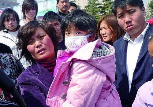 �򸾵���ʮ����Ů����ϣ�����˺����β�(��ͼ)