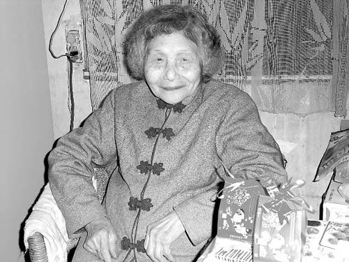 90岁老太半世纪撮合200多对新人 从不参加婚礼