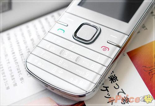 入门CDMA时尚手机 诺基亚3806详尽评测