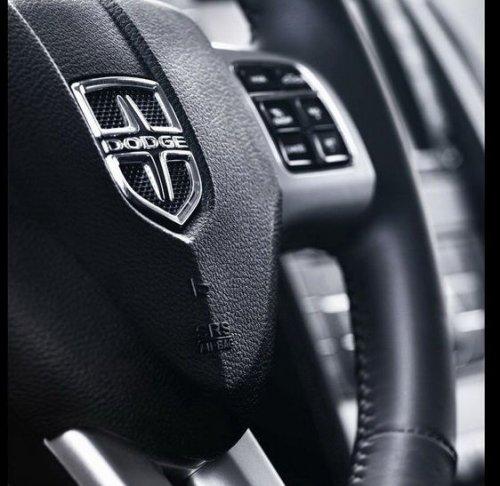 2011款道奇durango方向盘