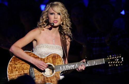 taylor alison swift泰勒-斯威夫特