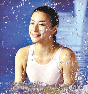 传郭晶晶今夏出嫁 霍家买千万豪宅筑爱巢(图)