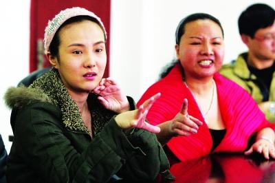 评干露露因脱扬名炒作可以请穿好衣服