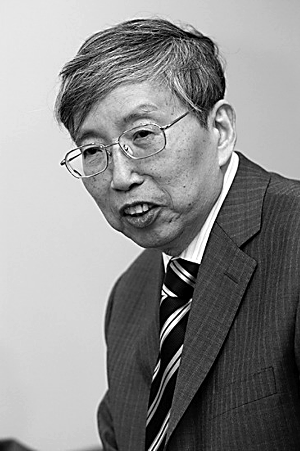 文学史家章培恒去世 《洪升年谱》奠定学术地位