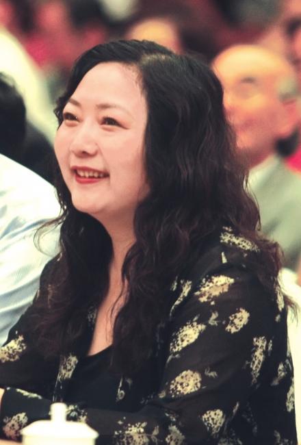 内地"女首富"吴亚军辞任龙湖ceo