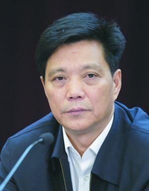 2006年5月任西藏自治区党委书记