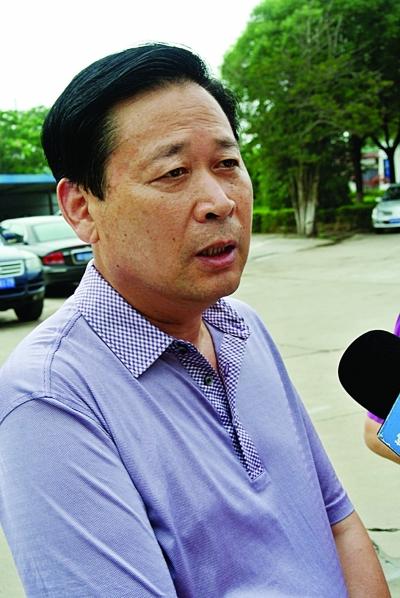 南通救人"高富帅"身家千万 每天伙食费仅12元