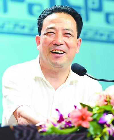 车延高为中国新诗正名:植根于本土并未边缘化